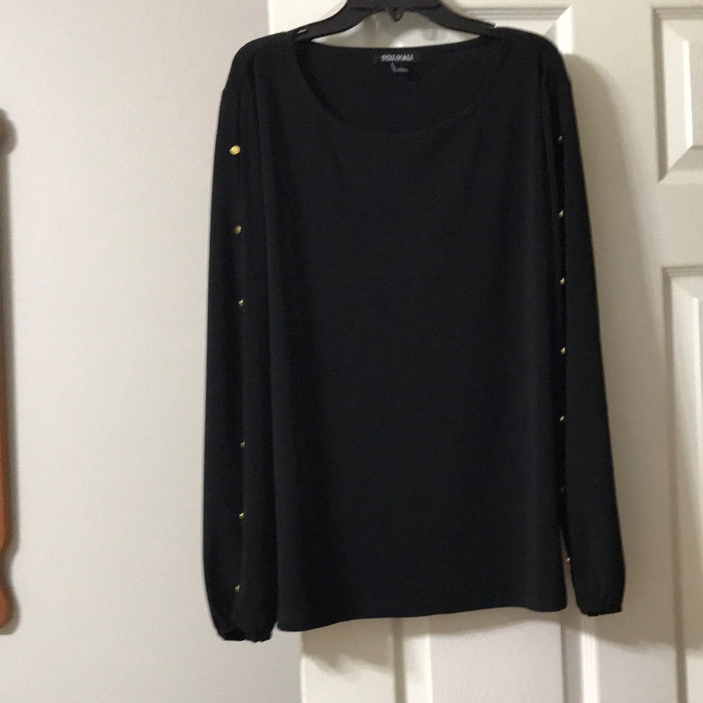 NWOT Roz & Ali black long sleeve blouse.